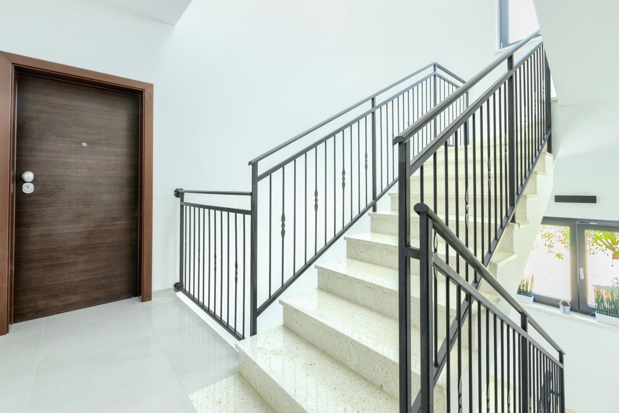 Apartments La Scogliera Ровінь Екстер'єр фото